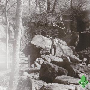 Crem Leather(feat. Indiana Rome) (Explicit)