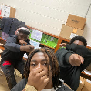 Hopoutblackout (feat. Kelster) (Explicit)