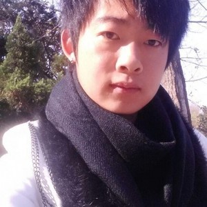 活在一个人世界里