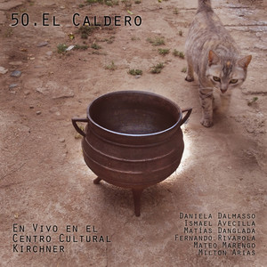 Serpiente Gigante Negra Muerta Sobre el Calicanto (En vivo)