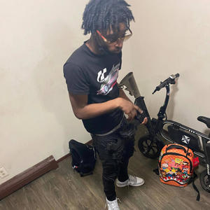 Outta Control (feat. Leo low & Pedroo) (Explicit)