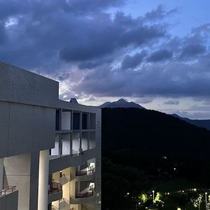 时光机 - 所以暂时将你眼睛闭了起来。