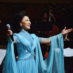 新龙江花开向阳