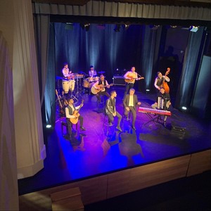 Ne Vrijedi Plakati(feat. Orkestar Orfej)