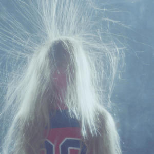 loud dream (feat. viyah) (Explicit)