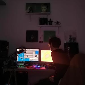 moon (feat. tej) (Explicit)