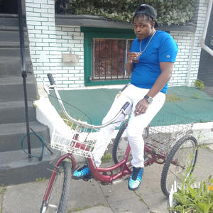 Ape out of me (Explicit)