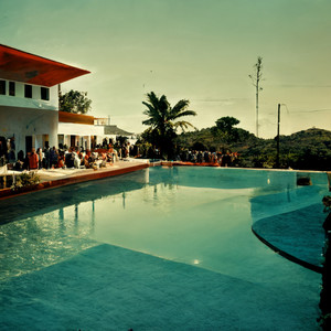 풀빌라 (pool villa) (Feat. 8crayz)