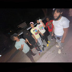 FREE BANDZ (feat. 4WM Cere) (Explicit)