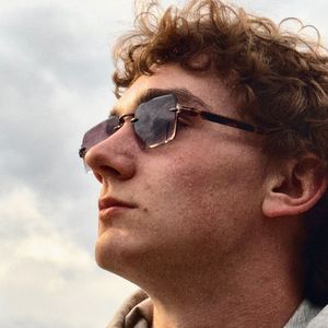 Саратов Слезам Не Верит