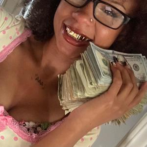 Shelikemoney (Explicit)