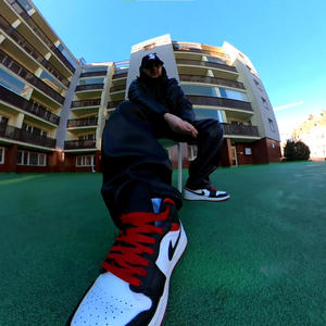 D FUNK 2 (feat. VALI G) (Explicit)