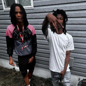 Suckas (feat. Skoomjay) (Explicit)