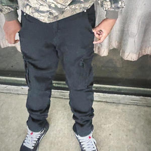 2 pistolz (feat. Baby blitz) (Explicit)