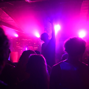 No me puede entender (Explicit)