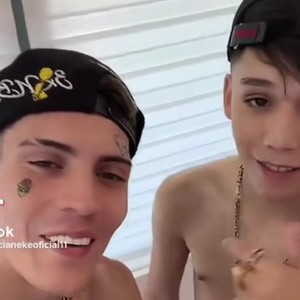 Tan Bonita (feat. Jere Klein & MarCianekeee) (Explicit)