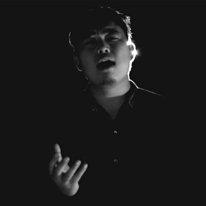 白晨阳 - 佟医天下 (伴奏)