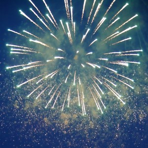 烟花易冷 (隔空合作版)