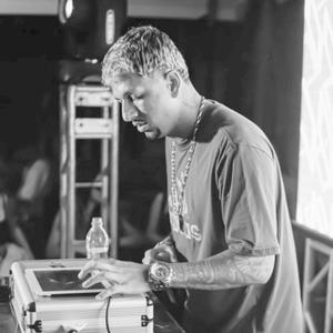 MEGA NO BEAT SERIE GOLD (Explicit)