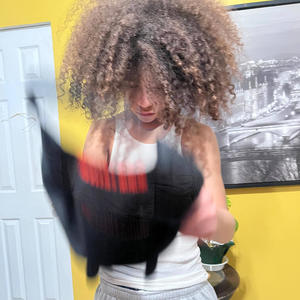 icherishuale - on my phone (feat. yoeliwtf) (Explicit)