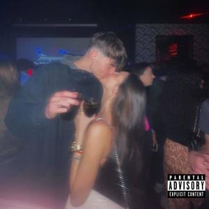 Coronitas (feat. Kimberly Loaiza, Calle y Poché, Cracks, Wendy Guevara, Aimep3, Huma Kyle, Fénix Team, Sandra Cires, Amara Que Linda & Daniel El Travieso) (Sped Up) (Explicit)