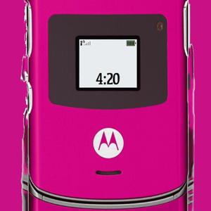 MOTOROLLA (feat. LuckyStar7 & MÅRI)