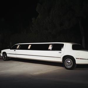 Biela limuzína (Explicit)