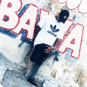 SIEMPRE EN LIO (feat. harryson, mun{eco, krawa & ganster) (Explicit)