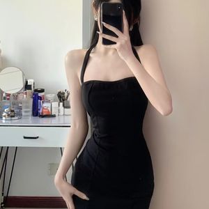 阿西阿西 - 谁会在意你那所谓的是非对错