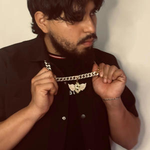 NO NECESITA CHANEL (Explicit)