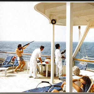 Few Thugs (feat. HandsomeBaby) (Explicit)