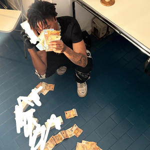 MONEY ANTHEM (feat. Yvngrobv & Amltomi) (Explicit)