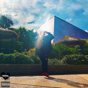 TYPAWAYZ (feat. MAGNUS X) (Explicit)