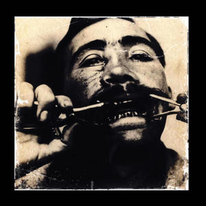 W.A.R (feat. Ghostu & ZOOIE) (Explicit)