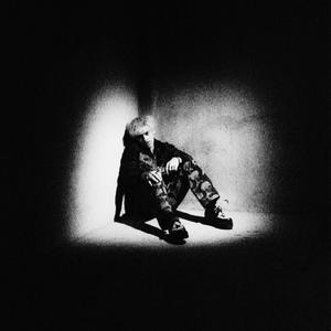 trench en cuir (Explicit)