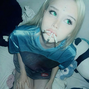 она хочет замуж (Explicit)