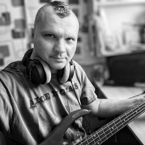 Don`t Let Me Go (feat. Nika Redhart)