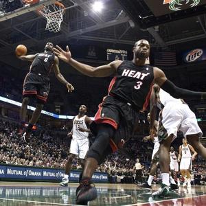 2 frnds (feat. Valixty) (Explicit)