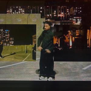 attract sum steez . (Explicit)