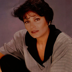 Skliro Mou Agori (Live)