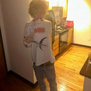 vivienne necklace (Explicit)