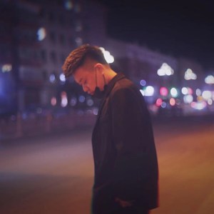 队形摆好上劲儿了 (鬼鬼于航)