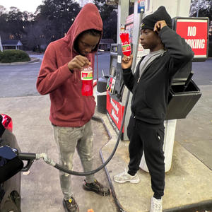 Me and twin (feat. Pmoneyfrmdak) (Explicit)