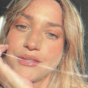 In the light (Feel me)-Nu Na