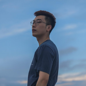 银泰封面