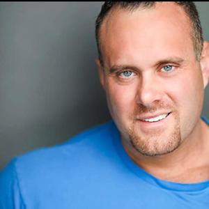 Escapate Conmigo(feat. James Peligroso)