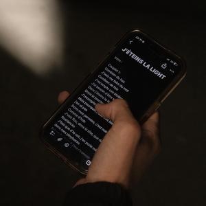 J'ÉTEINS LA LIGHT (Explicit)