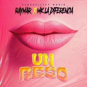 UN BESO (feat. RAYMAR)