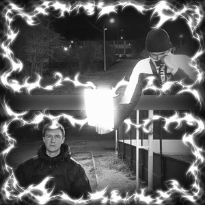 О чем этот белый? (feat. Moonrockk) (Explicit)