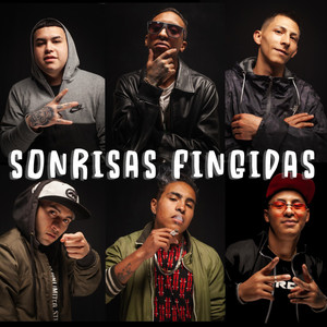 Sonrisas Fingidas